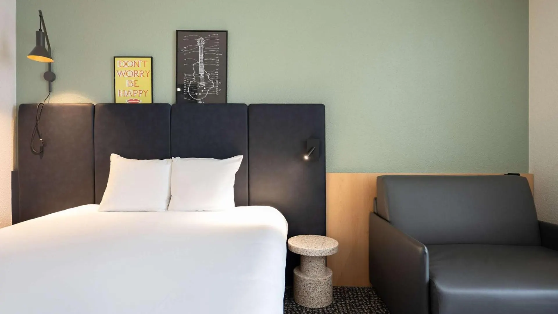 Ibis Gare De Lyon Ledru Rollin Hotel Parijs