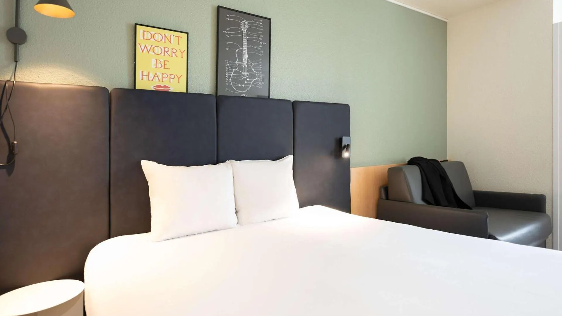 Ibis Gare De Lyon Ledru Rollin Hotel Parijs