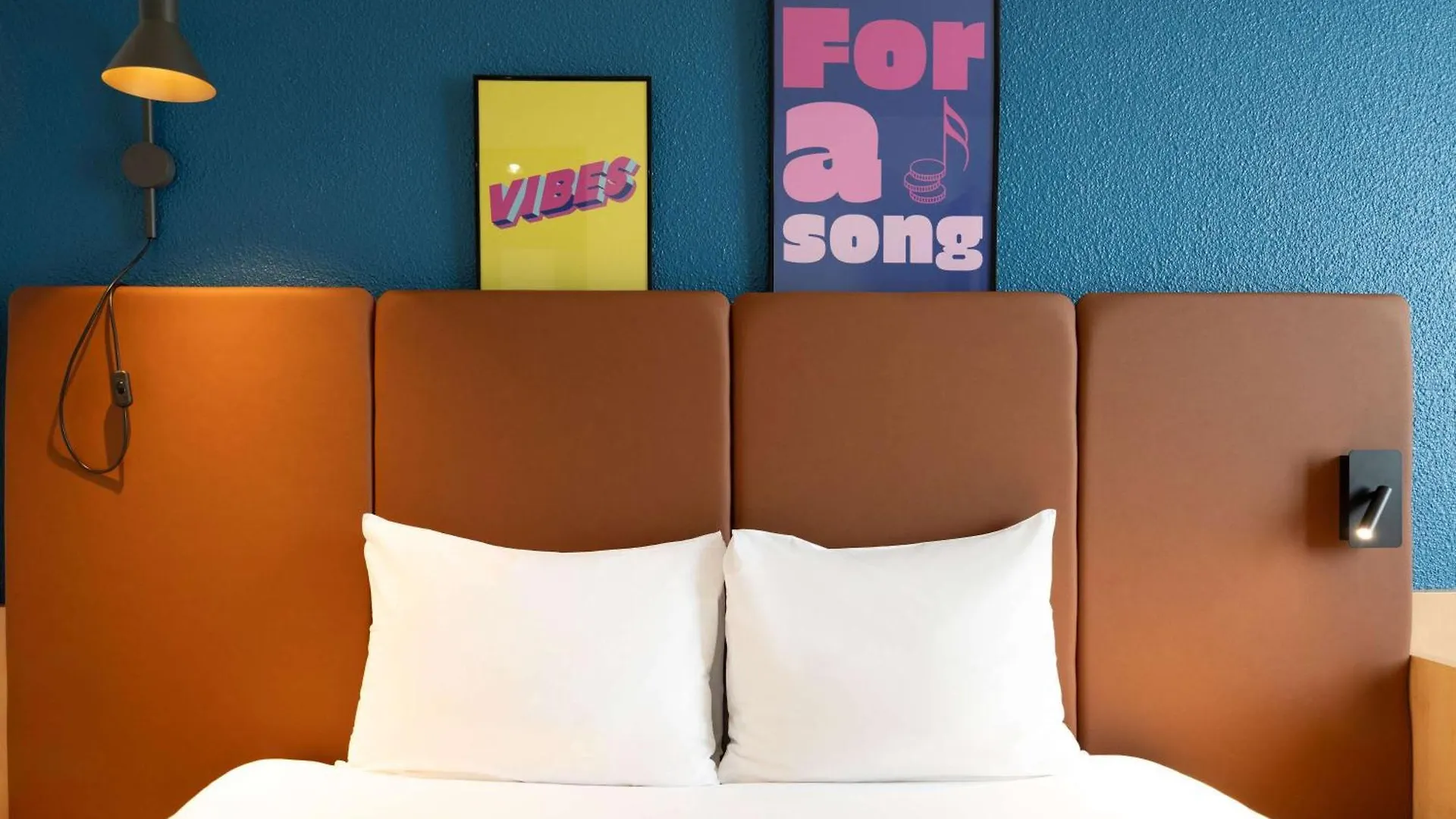 Ibis Gare De Lyon Ledru Rollin Hotel