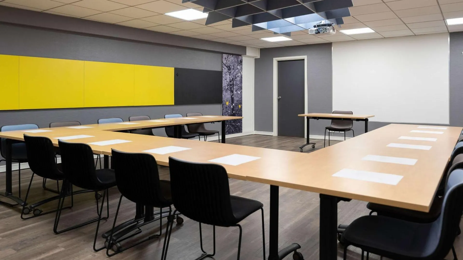 Hotel Ibis Gare De Lyon Ledru Rollin Parijs