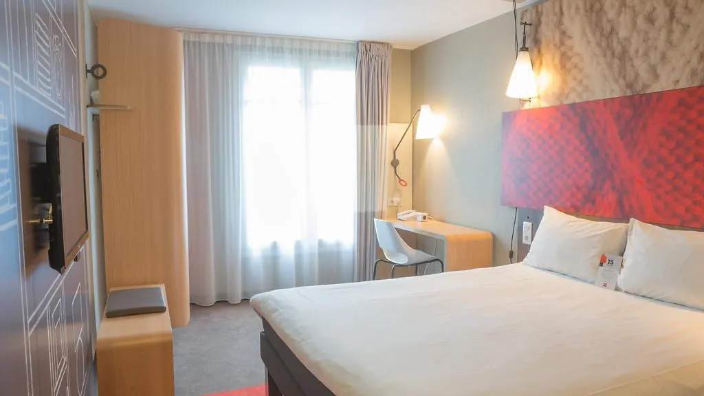 Ibis Gare De Lyon Ledru Rollin Hotel Parijs