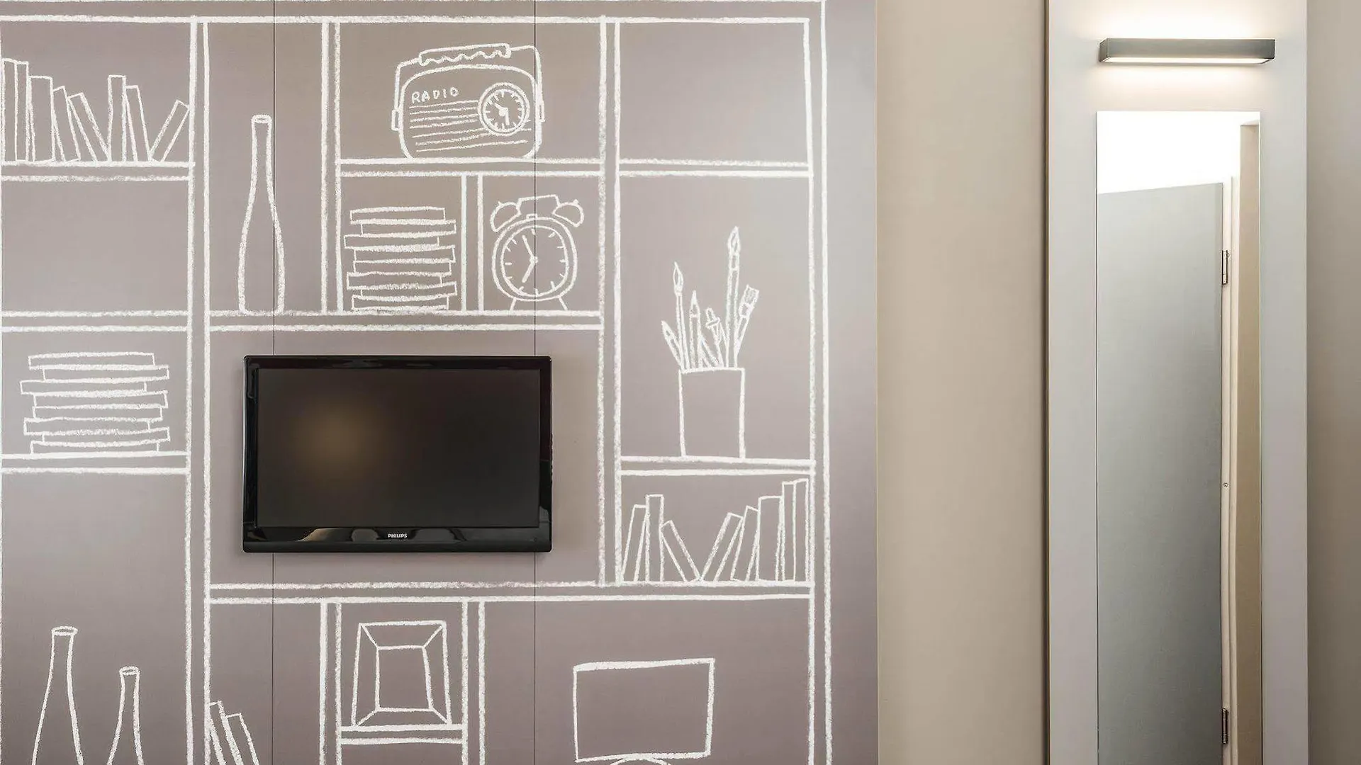 Ibis Gare De Lyon Ledru Rollin Hotel