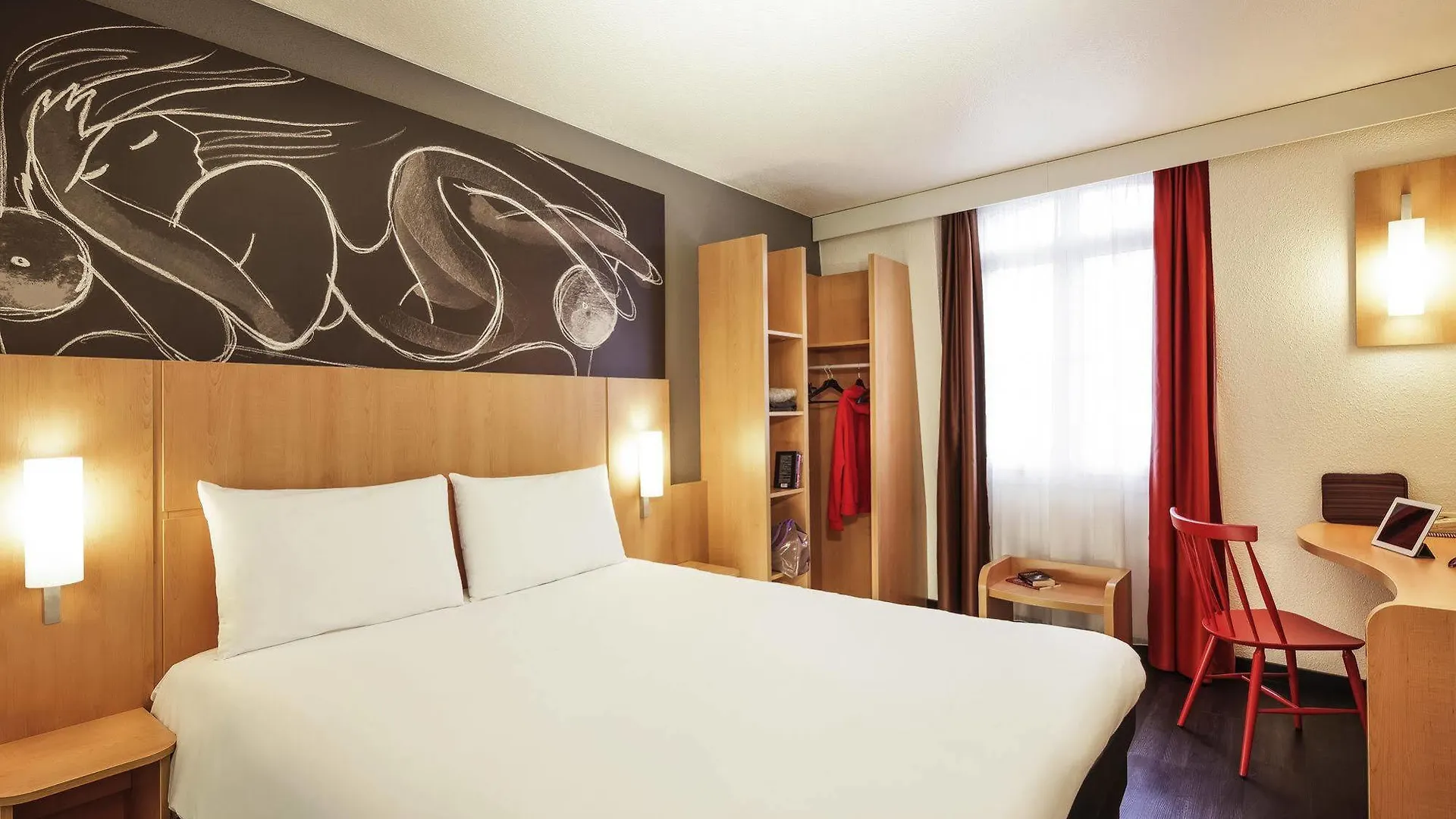 Ibis Gare De Lyon Ledru Rollin Hotel